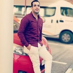 مصطفى شاكر