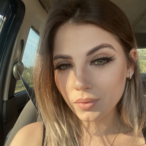 Amanda Ribeiro Vieira’s avatar