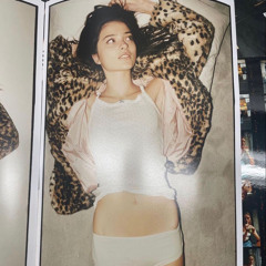 ♱