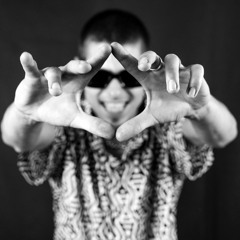 .: THEO DEE :.       Prods&Djsets