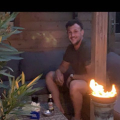 NickvdB