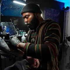 Emari OmNava Donahue