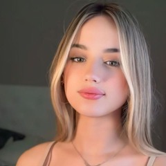 Amelia Eve