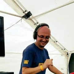DJ PLAY
