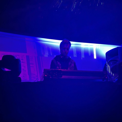 Mashup: A/B Sides - St8 X Brain Is The Weapon (Bjarki Pandemix)