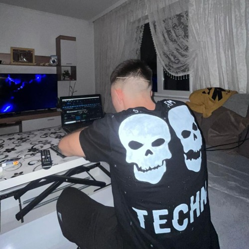Tech Bus 01