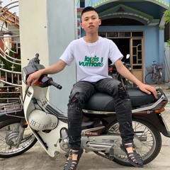 Phạm Tú
