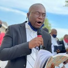 Pope Linda Ngqulunga