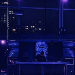 DJCHRISALPHΑ