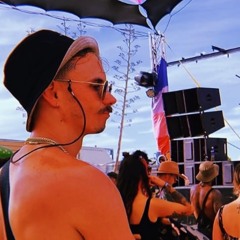 Oli in Music