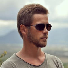 Vladimir Tikhomolov