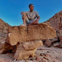 Влад Владислав