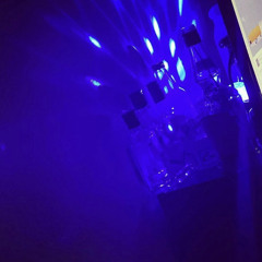 𝙯 𝙢𝙚𝙡𝙡𝙤𝙬