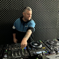 Stefano Maxibeat aka Old Riders