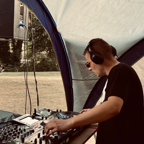 Interstella in the Mix 002