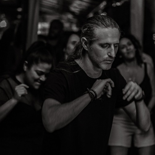 Keoma - In Front Of My Desperation - Melodic Techno (Remix)