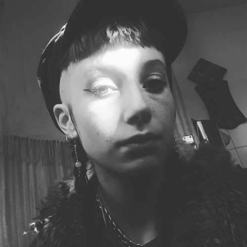 Zarina Frost’s avatar