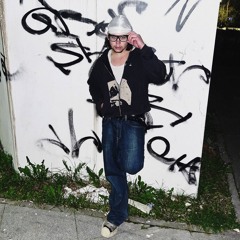 KONFLY<3(@konfly1992)