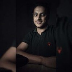 أيمن منصور