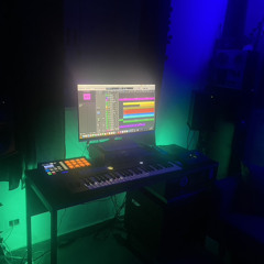 Osher Hizkiyahu Beats & Productions