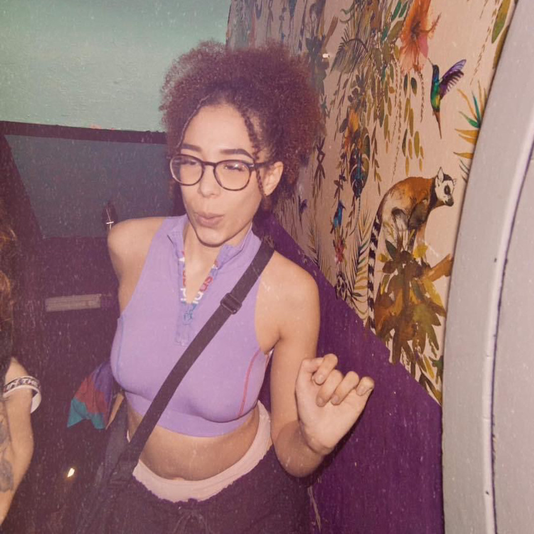 ♡♡liv♡♡ Stream Liv👽🧞‍♂️🧚🏽‍♀️ music | Listen to songs, albums