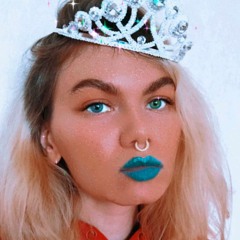 FKA NIKA
