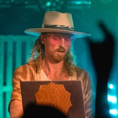 Jesse Buck | CACAOBOY