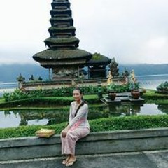 AIRIN SINTA feat QUEEN TONE_NUSUK ULI DURI (Official Music Video).mp3