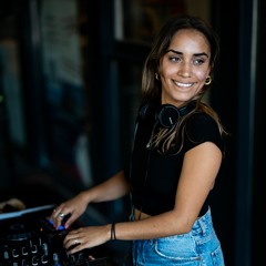 DJ Anna Helena