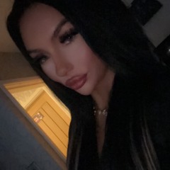 Lucy Alexis