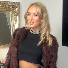 charlotte roe