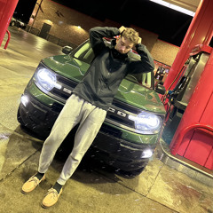 AA-ronLiftz