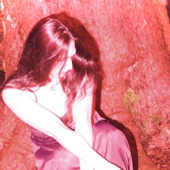 𝔰𝔢𝔩𝔢𝔫𝔞 𝔳𝔬𝔫𝔦𝔠𝔥𝔬𝔯🥀