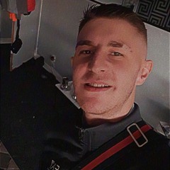 💙WEE JIE BHOY ❤️💕