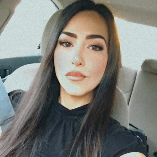 Sasha Eleni Lim’s avatar