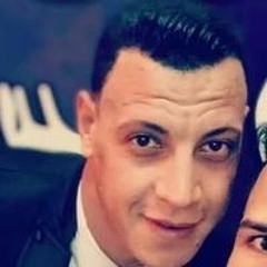 حسن عبدالوهاب يبكى وهو بيغنى حبيبتى ي امه وشوف عمل ايه فى الفرقة مع المصري Sm3ha.Com.mp3