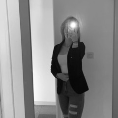 CaitlinVTSand