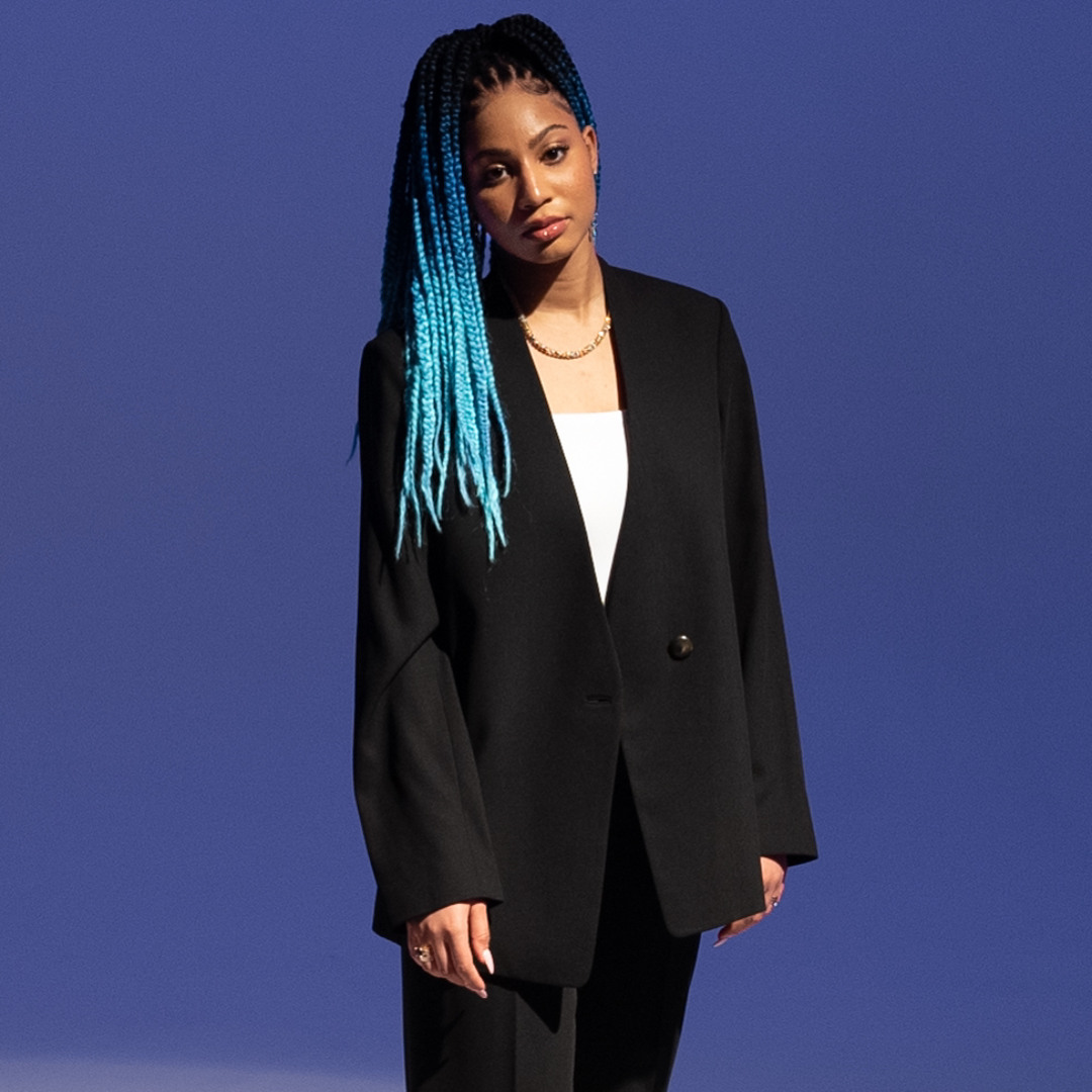 Stream ALICIA music | Listen to songs, albums, playlists for free
