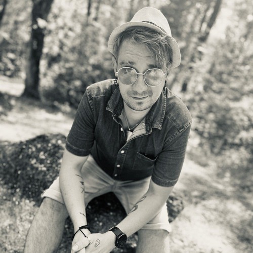 Aless Sandro — artist photo