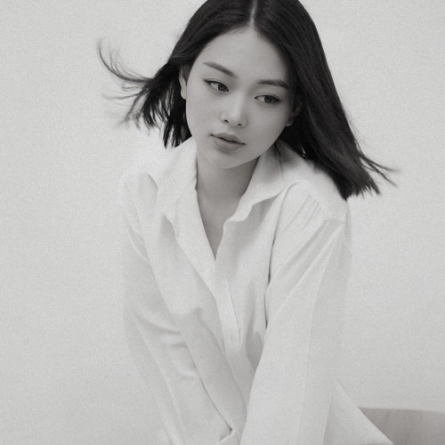 Thuong Vu — artist photo