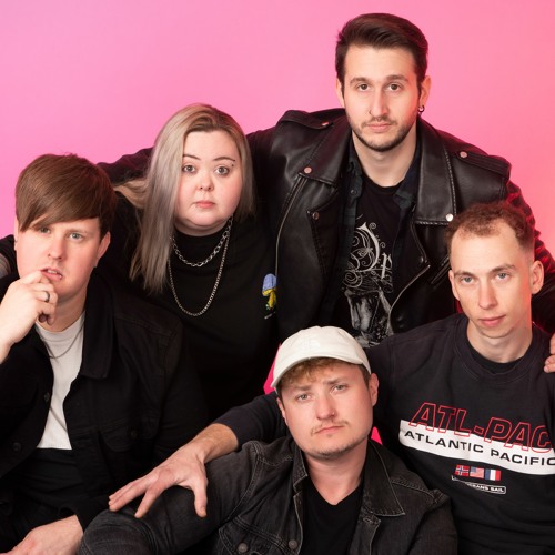 Stream Standing Like Statues music Listen to songs, albums, playlists