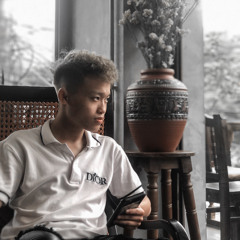 Việt Hoàng