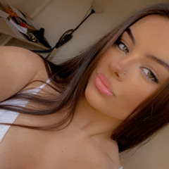 Lily Dove