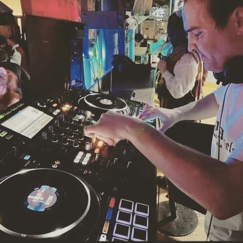 Two Twin Deejayz - Mash Up Mix 2012