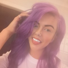 angelabx