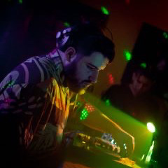 Webo Dnb