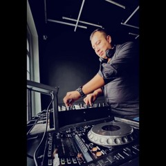 Richard Valen