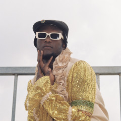 Mike Akox