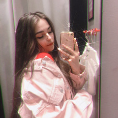 Саша Исаева