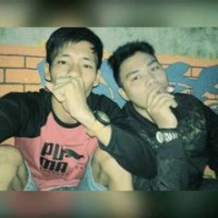 Rully Cronize Ompez